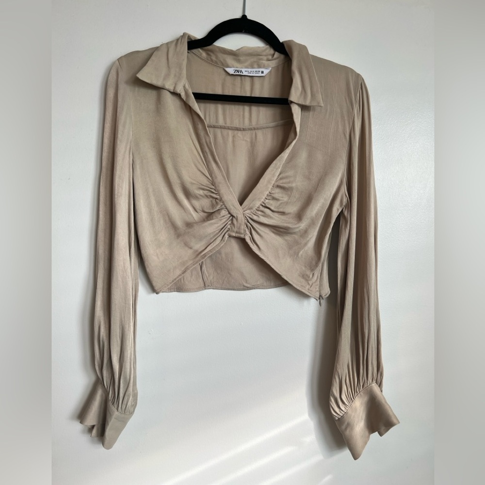 Zara cropped tan long sleeve top